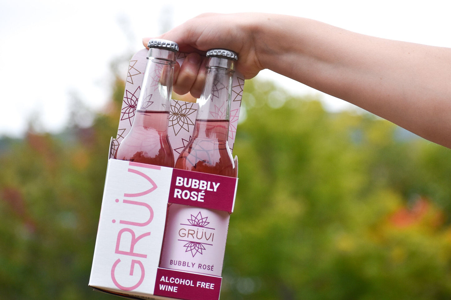 Alcohol-Free Bubbly Rosé by Grüvi